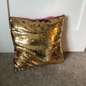 Sequin pillow pink and gold.